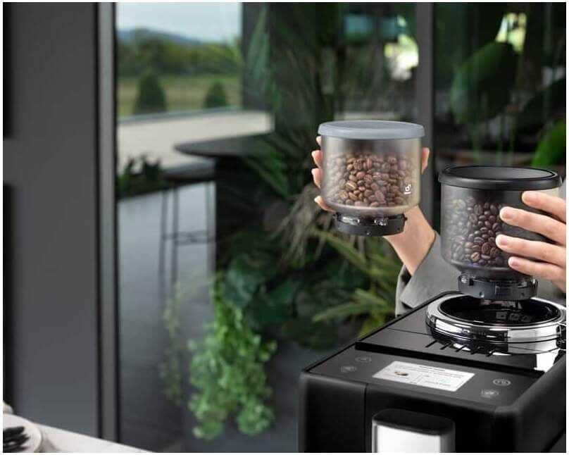 Кофемашина De'Longhi EXAM440.55 в нескольких цветах