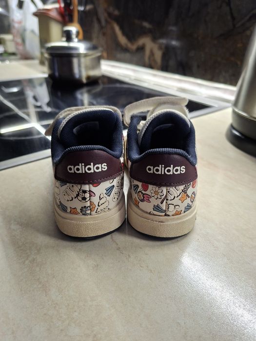 Адидас оригинални детски