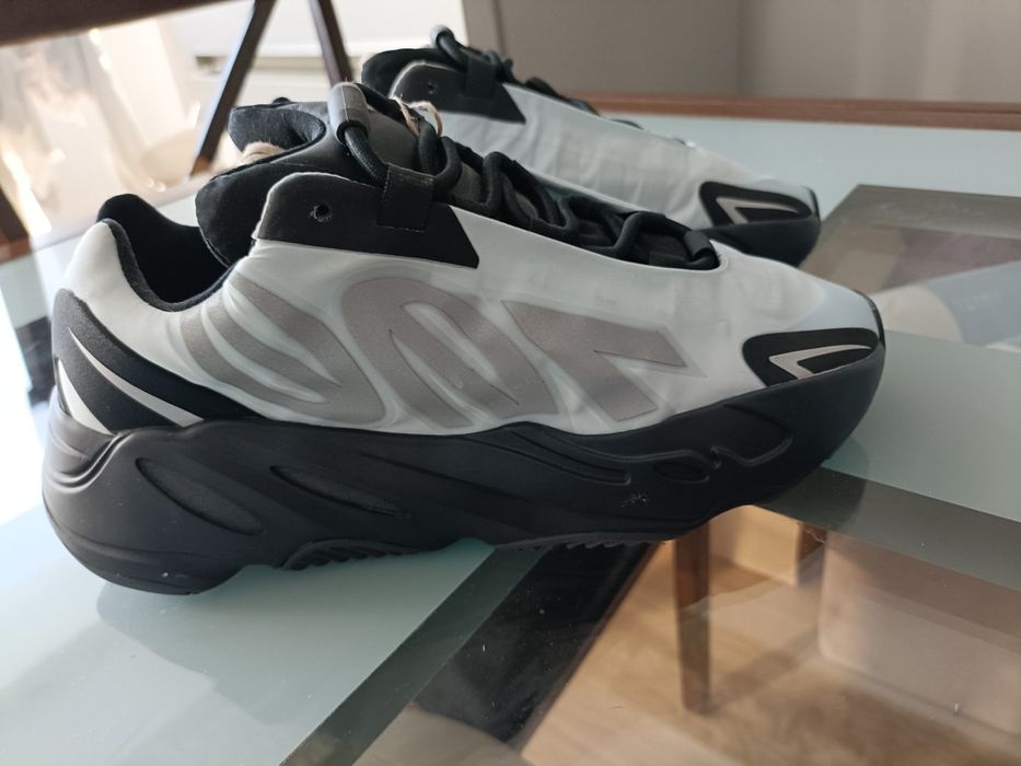 ‼️Vând adidas yeezy 700 mnvn‼️