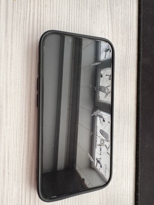 Продам Iphone 14 256 GB