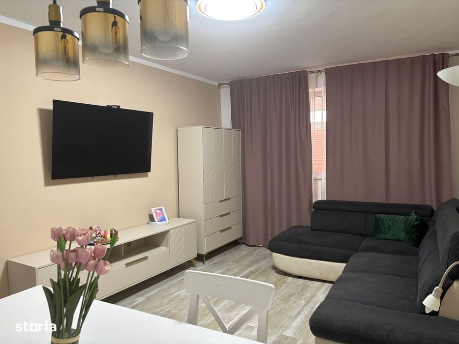 Apartament 3 camere 70mp Valea Argesului renovat total - proprietar