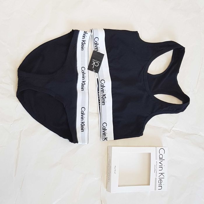 Set CK bustiera + chilot- S / M / L  -  calitate ff  buna / cutie