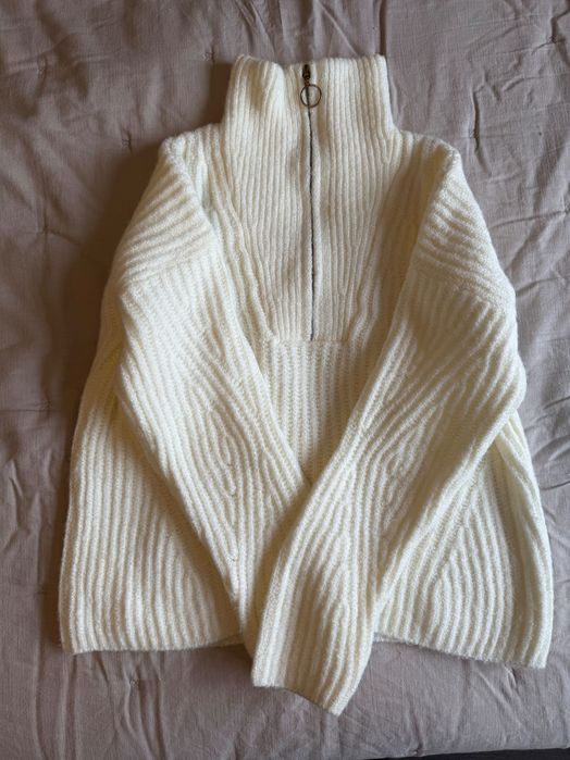 Топъл пуловер с Цип S размер