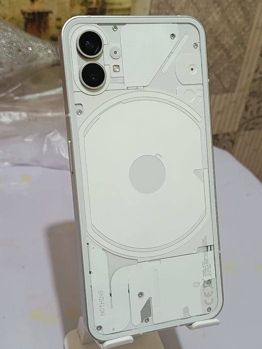 Nothing Phone (1)