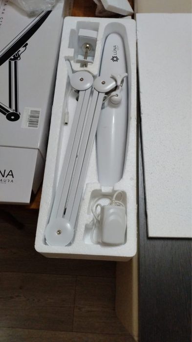 Продам лампу с креплением