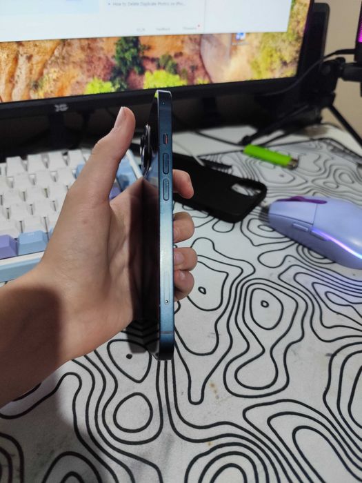 Продам айфон 13 128гб