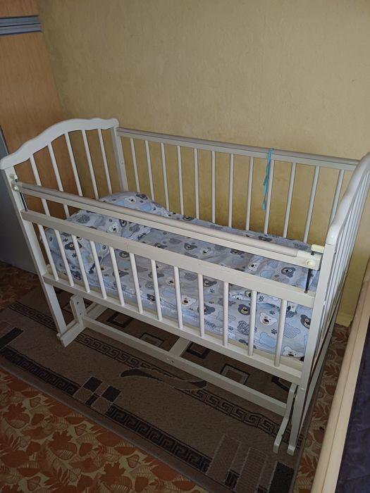 Кроватка качалка