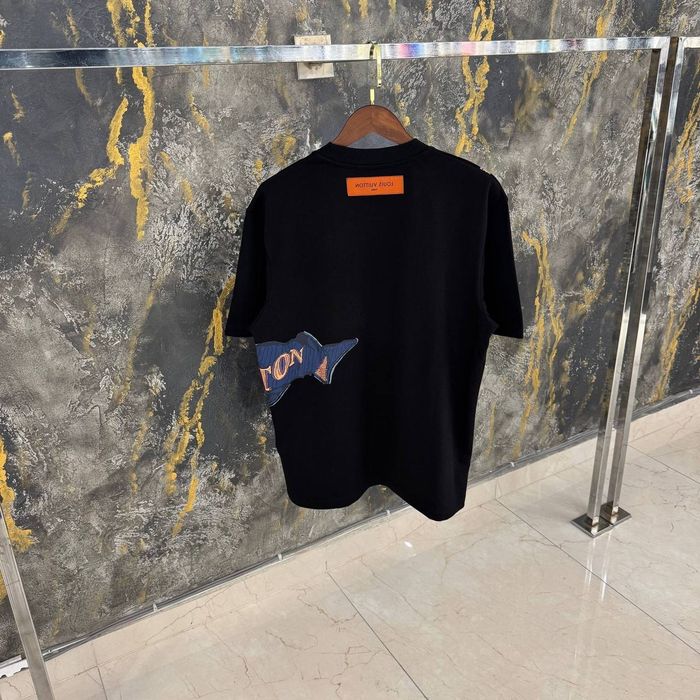 Мъжки тениски различни модели