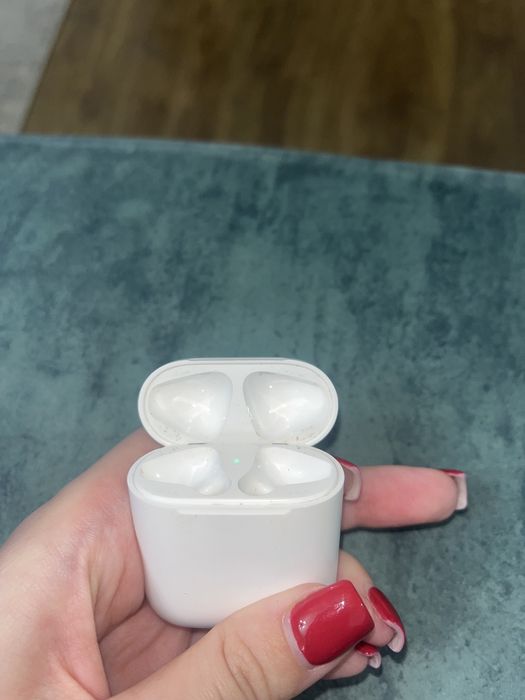 Apple Airpods 1st Gen