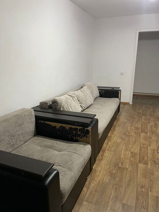 Продам диван с креслом в хорошем состоянии