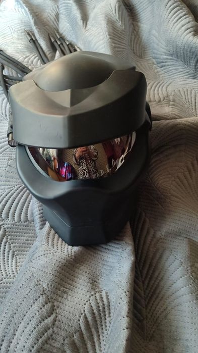 Продам мото шлем Хищник