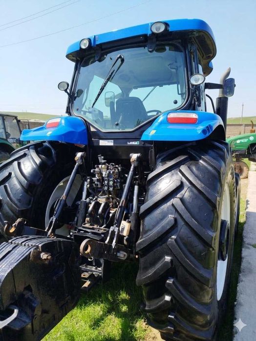 New Holland T7060 traktor sotiladi – 2021 yil, 213 ot kuchi