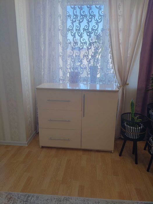 Продам диван с атаманкой, мини стенка, тумба.