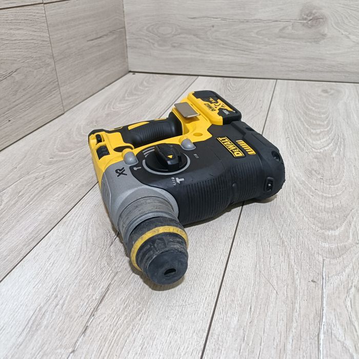 Rotopercutor SDS Plus DeWalt DCH273