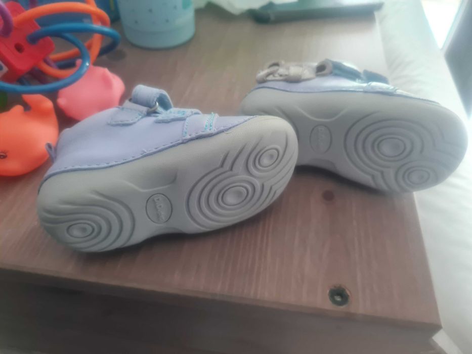 Pantofi noi din piele naturala pentru primii pasi, cu talpa flexibila