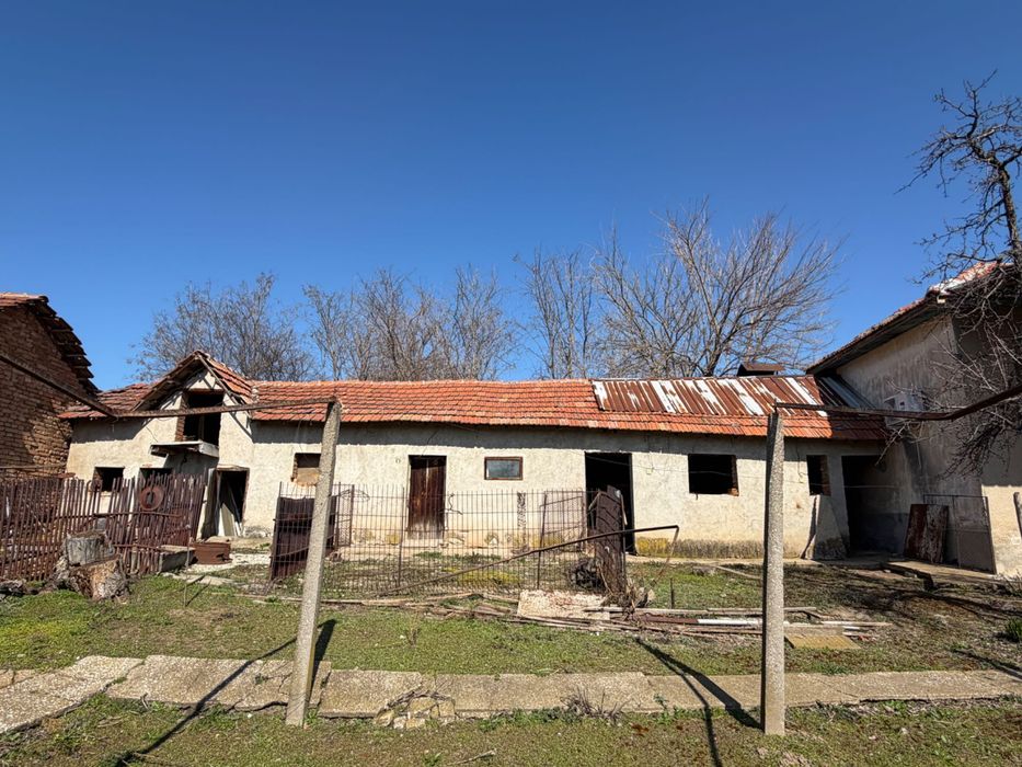 Продава се Къща в Тръстеник - 120 кв.м за 255 €/кв.м - Снимка #1