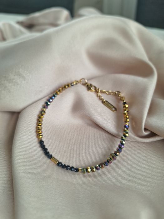 Колиета и гривни от естествени камъни  по поръчка