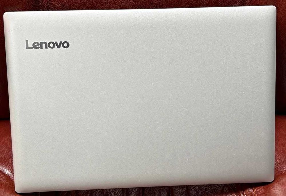laptop Lenovo ideapad 320 i5-7200u 12GB, SSD 240 + HDD 1TB, Win 10 Pro