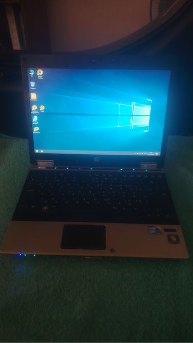 Нетбук Hp i7.