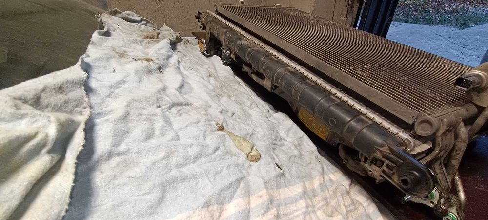 Радиатори и вентилатори за Хюндай Соната 2.0 2004 бензин