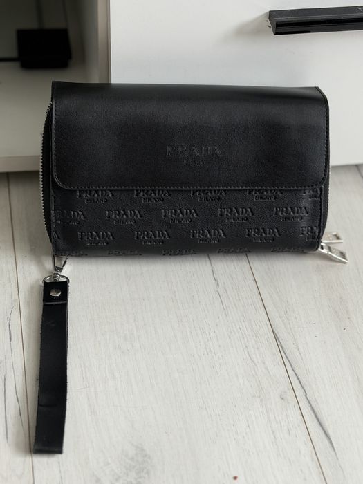 Чанта PRADA ( Нова )
