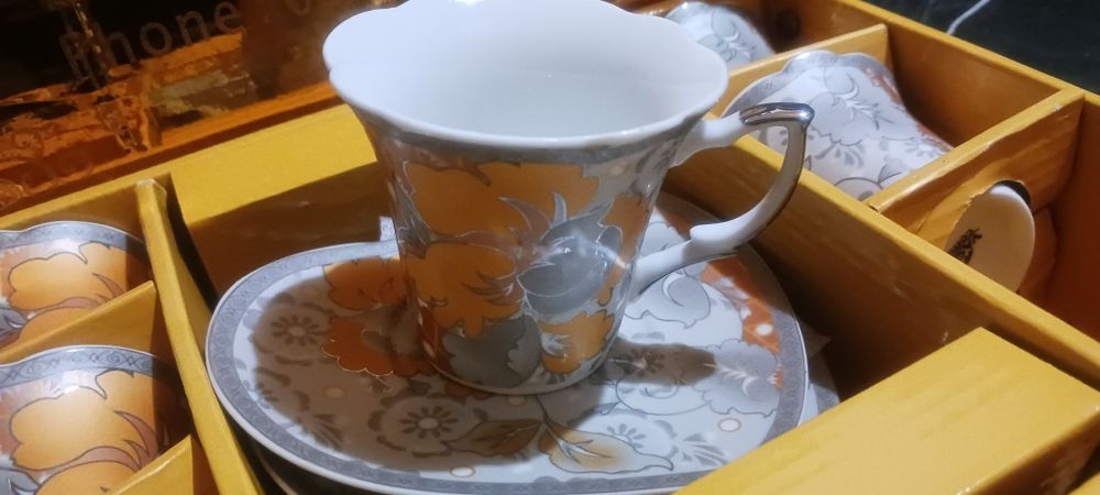 Нов сервиз за кафе, порцеланов