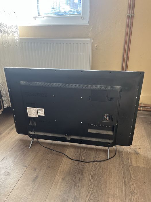 SMART TV PHILIPS 43" 4K Ultra HD Ambilight