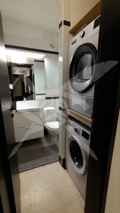 Дава се под наем Четиристаен апартамент в София, Хладилника - 150 кв.м за 1595.79 € - Снимка #9