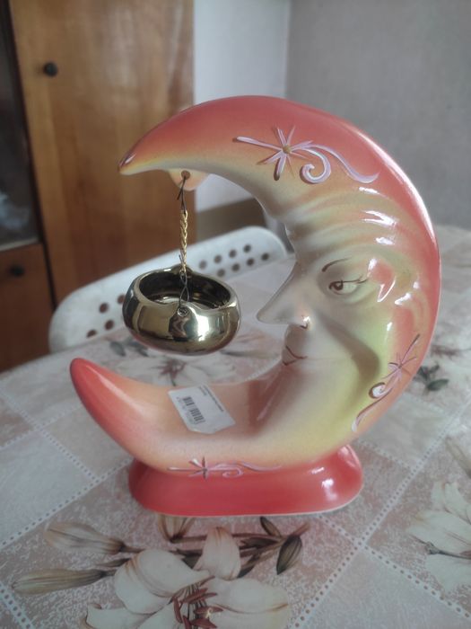 Статуэтка-аромалампа Месяц.