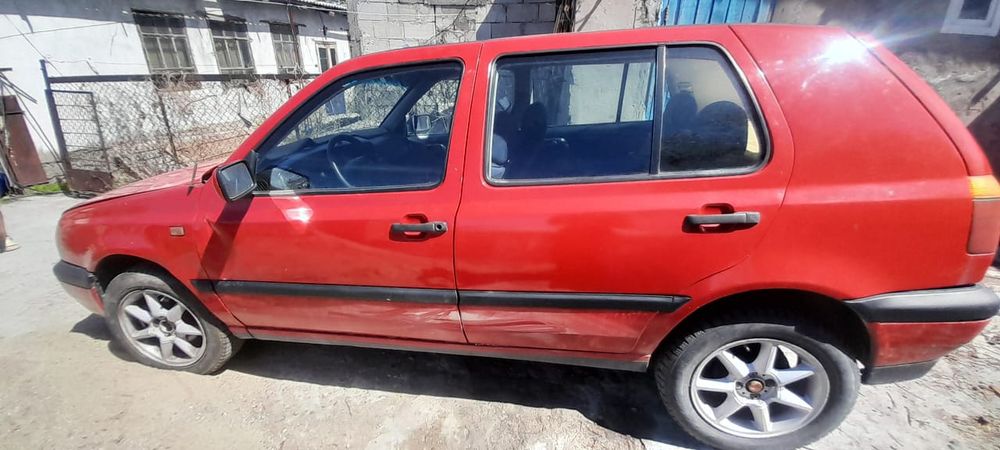 Продам Фольксваген гольф 3.