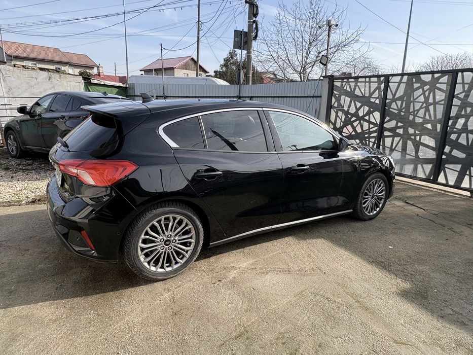 FORD Focus 2019 — imagine 3
