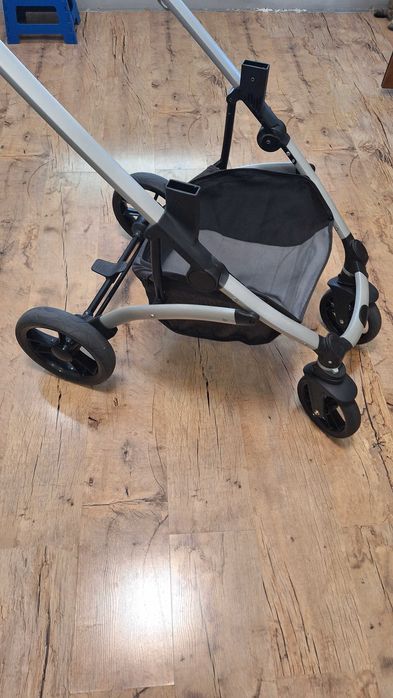 Количка Chipolino Malta