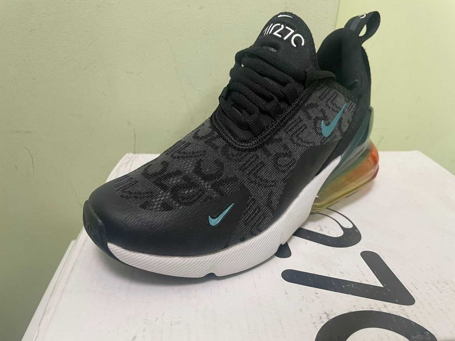 Нови дамски маратонки с кутия Nike Air MAX 270 наличен размер 38