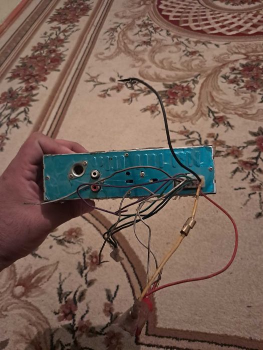 Продаётся мафон магнитол