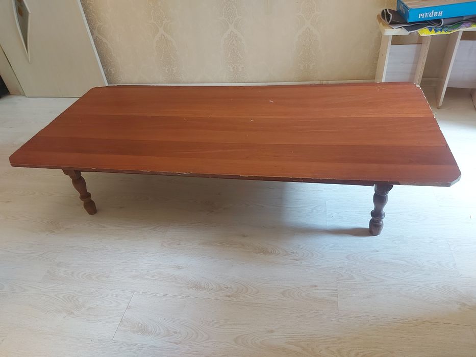 Казахский стол для гостей