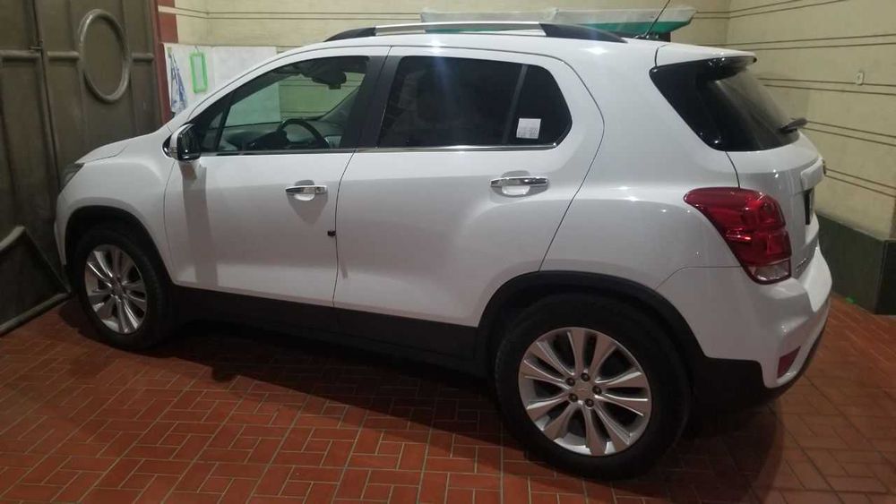 Tracker 1 . Primer . 2020