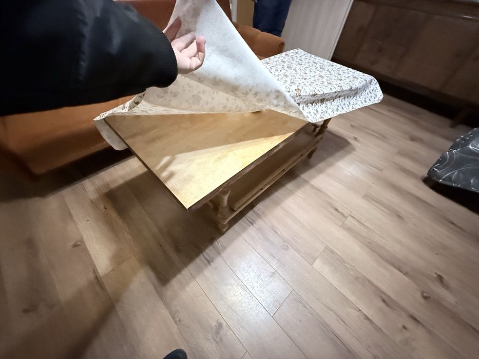 Подарявам стари мебели