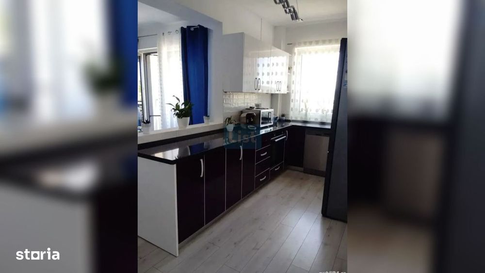 Apartament de vanzare 3 camere in zona Panoramic Residence