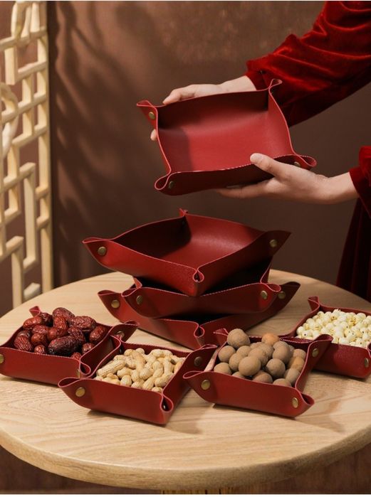 Piknik va uy uchun universal yigiluvchan idishlar