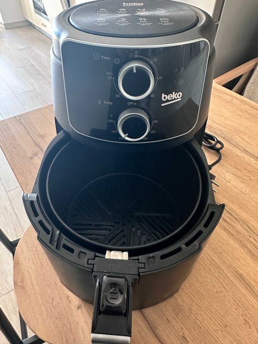 Friteuză cu aer cald Air Fryer Beko ExpertFry FRL2242B, 3.9L, 1500W