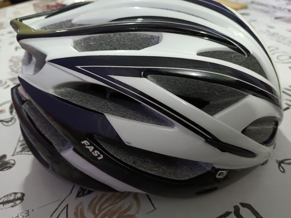 Продам ВелоКаска+маска+наушник