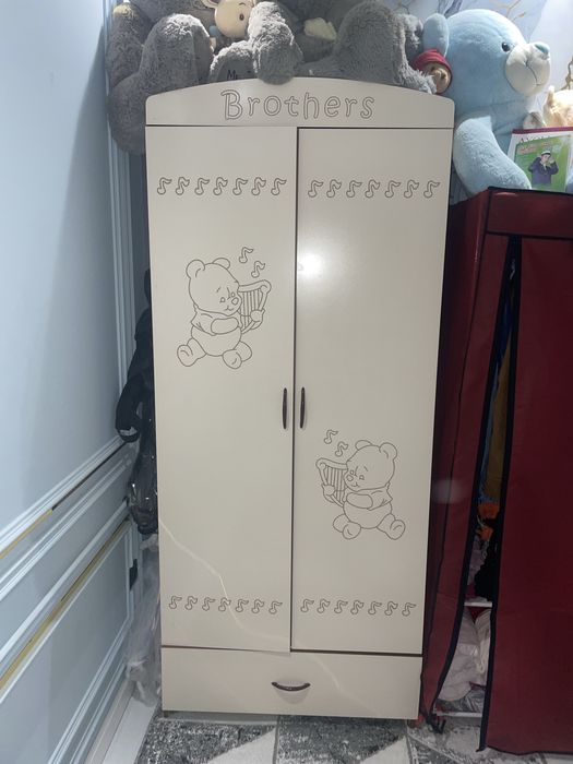 Детский мебель сотилади б/у