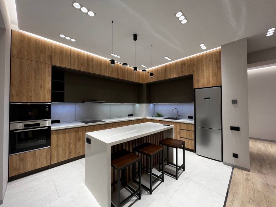 Жк NRG-Oybek! Сдается новая 3-х комнатная в элит комплексе!