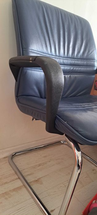 Офис столове 2 броя