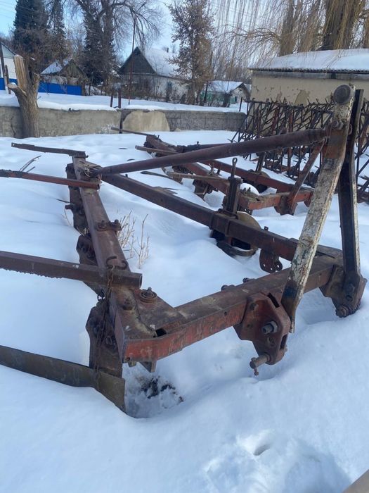 Продам плуг 5корпусный