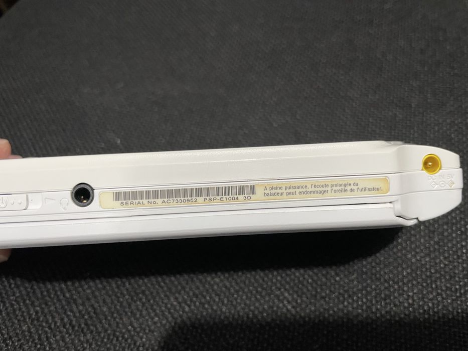 Sony PSP E1004 White