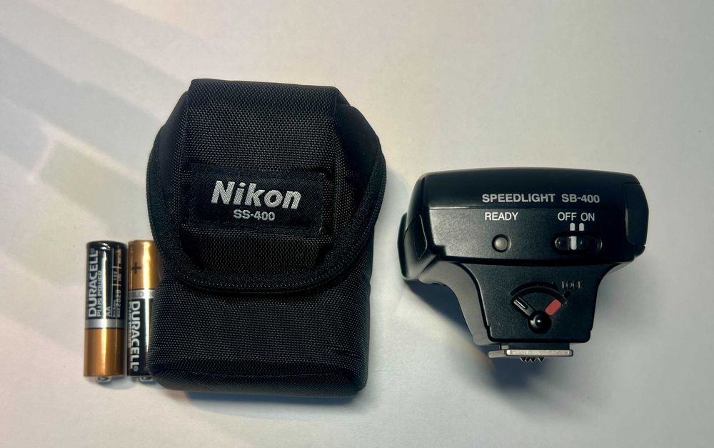 Фотовспышка Nikon Speedlight SB-400