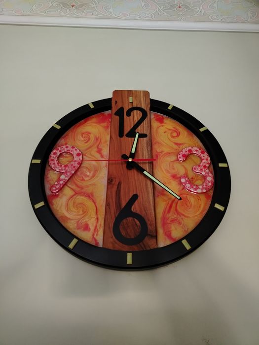 Osma soatlar qo'l mehnati asosida yaratilgan.