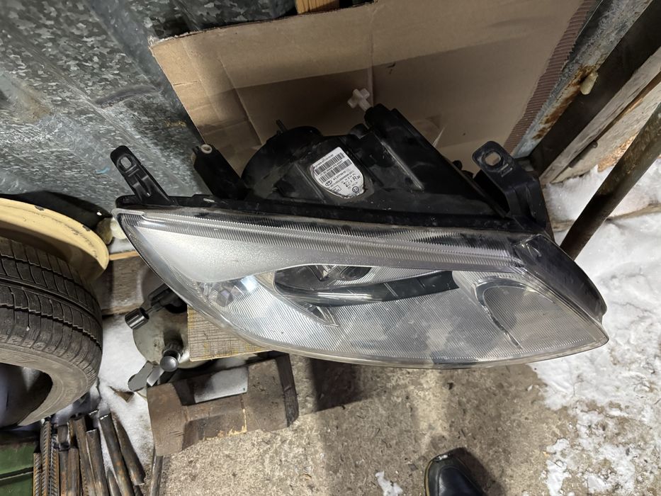 Фары линзованные на Гранту