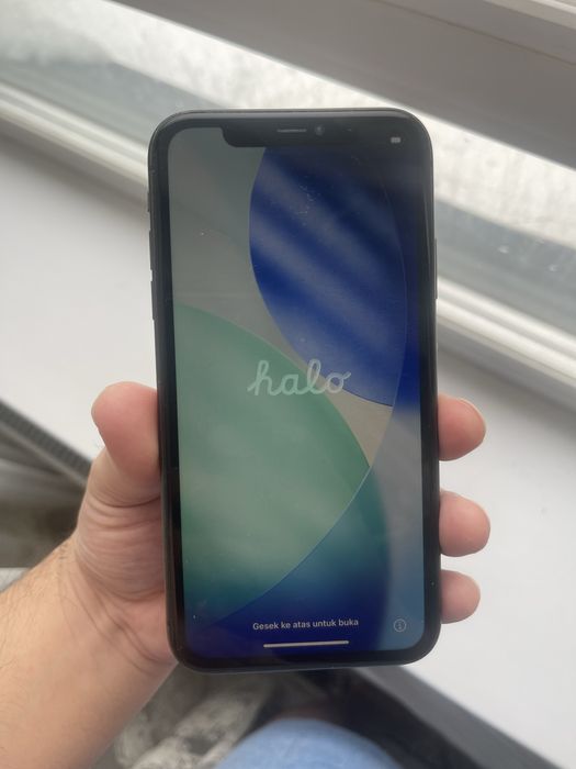 iPhone 11 128, black